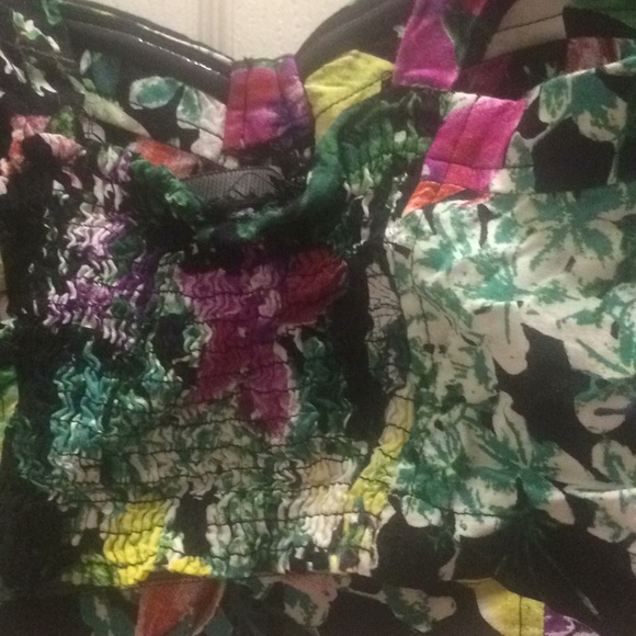 FINAL MARKDOWN Junior wet seal crop top small - Picture 4 of 5